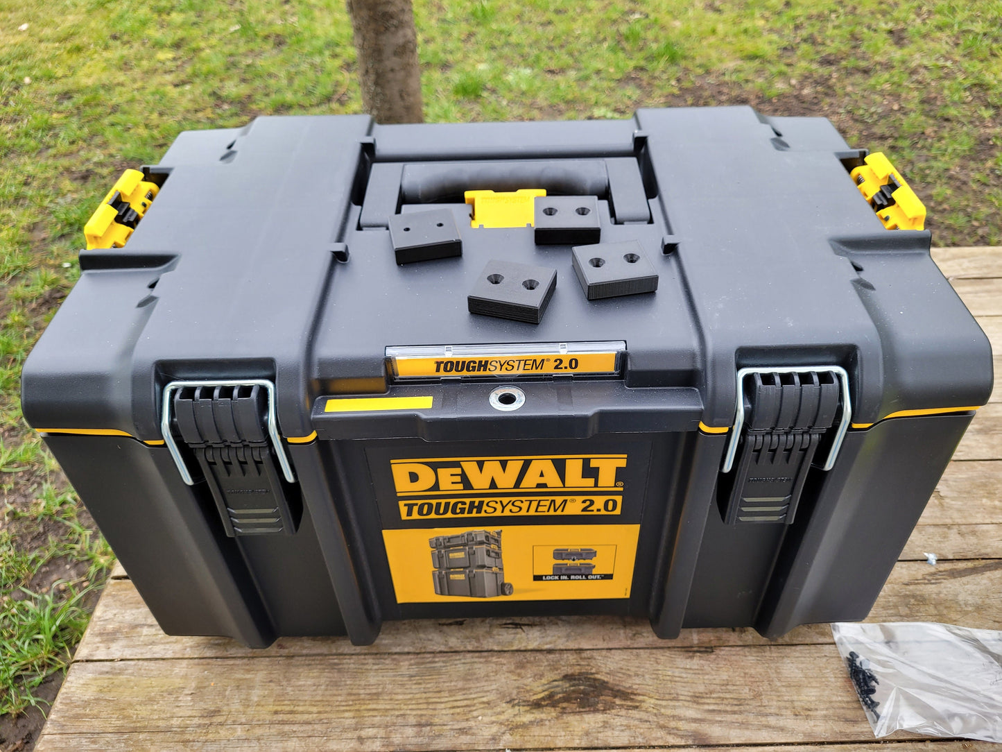 Dewalt Toughsystem 2.0 foot adapter