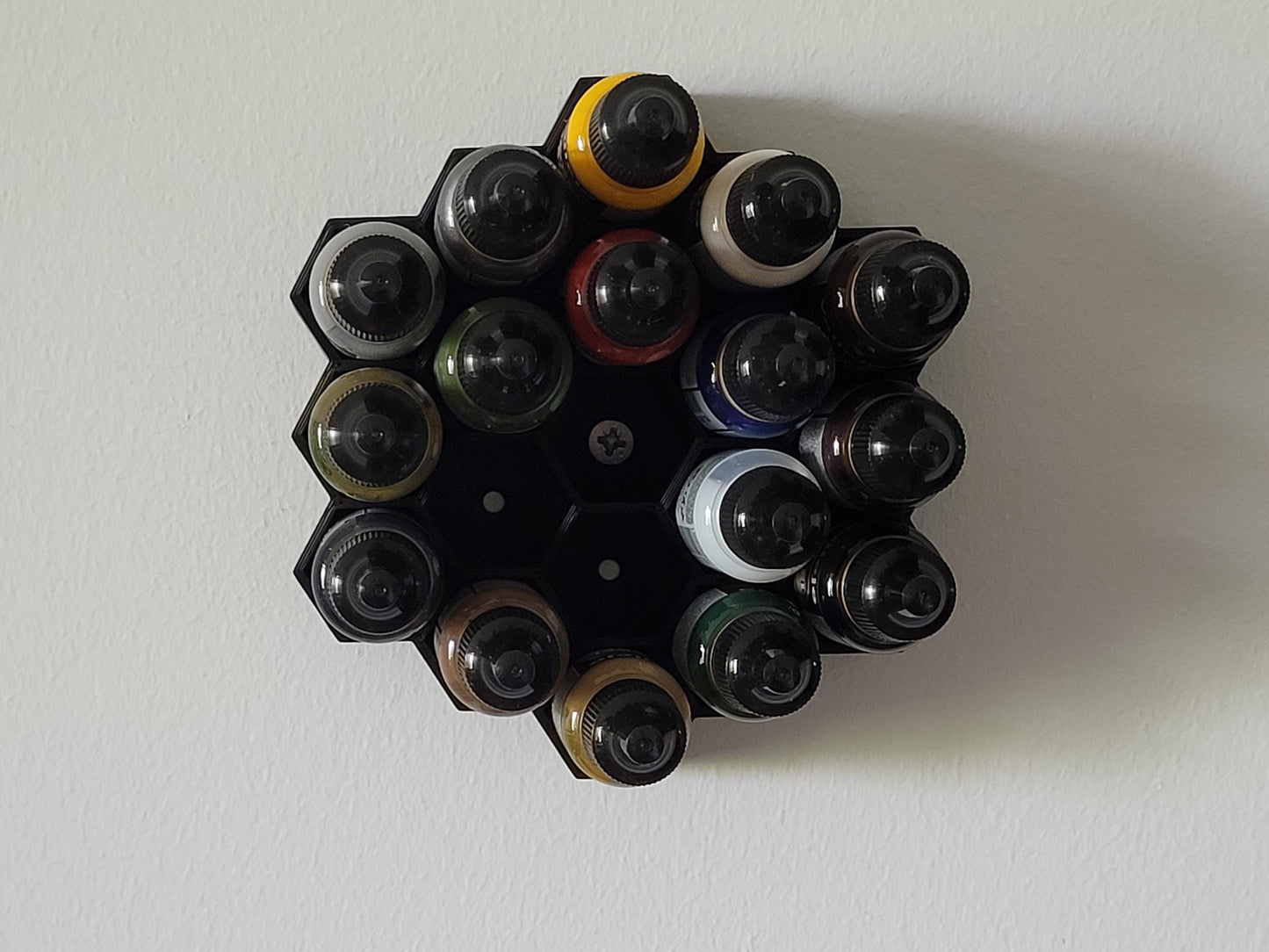 Hex Paint Tube Holder for walls – Fits 7 or 19 x 18ml Bottles | Vallejo Compatible Organizer for Hobby & Miniature Paints