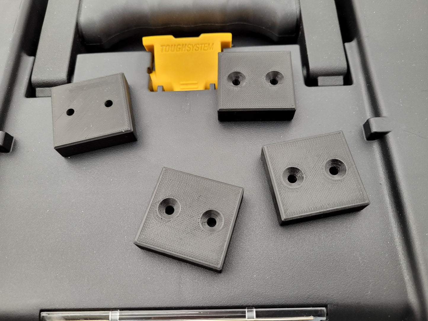 Dewalt Toughsystem 2.0 foot adapter