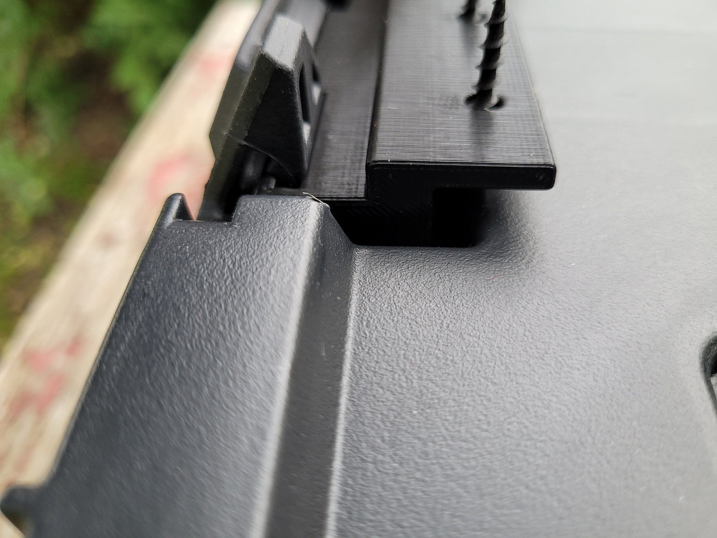 Clippable Stanley Fatmax tabletop mount
