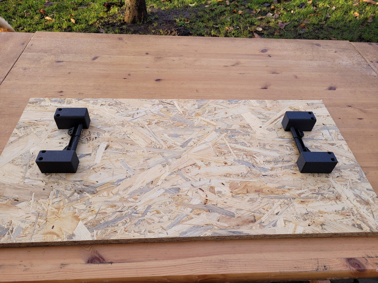 Clippable DeWalt Toughsystem 2.0 floor and wall mount (1 set)