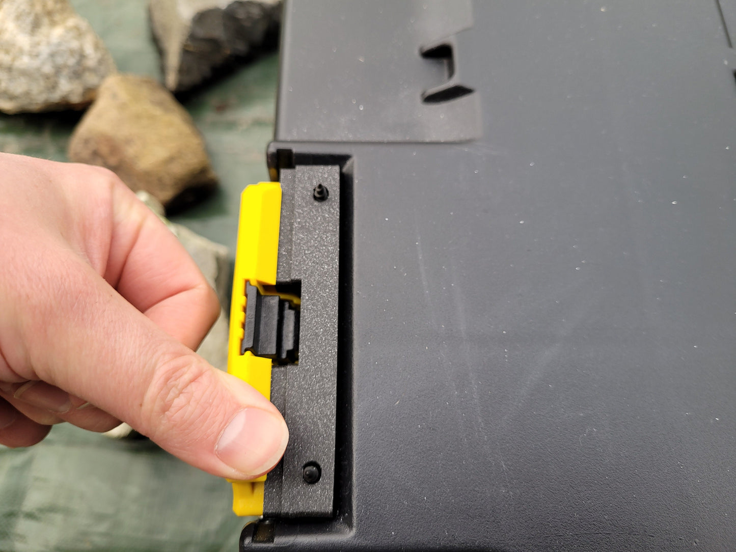 Clippable Toughsystem 2.0 tabletop mount (1 set)