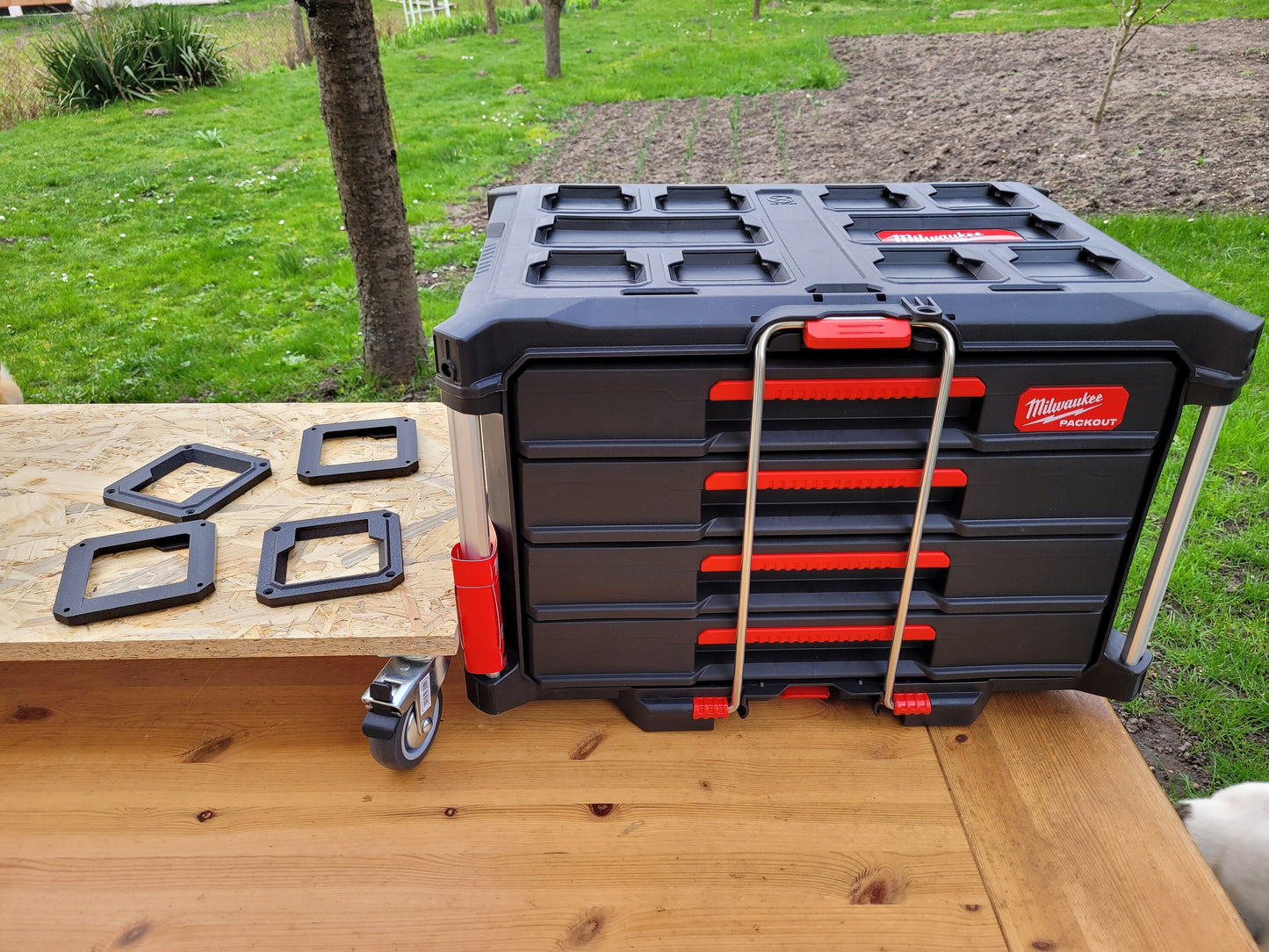 Milwaukee Packout floor mount for caddies (1 set)