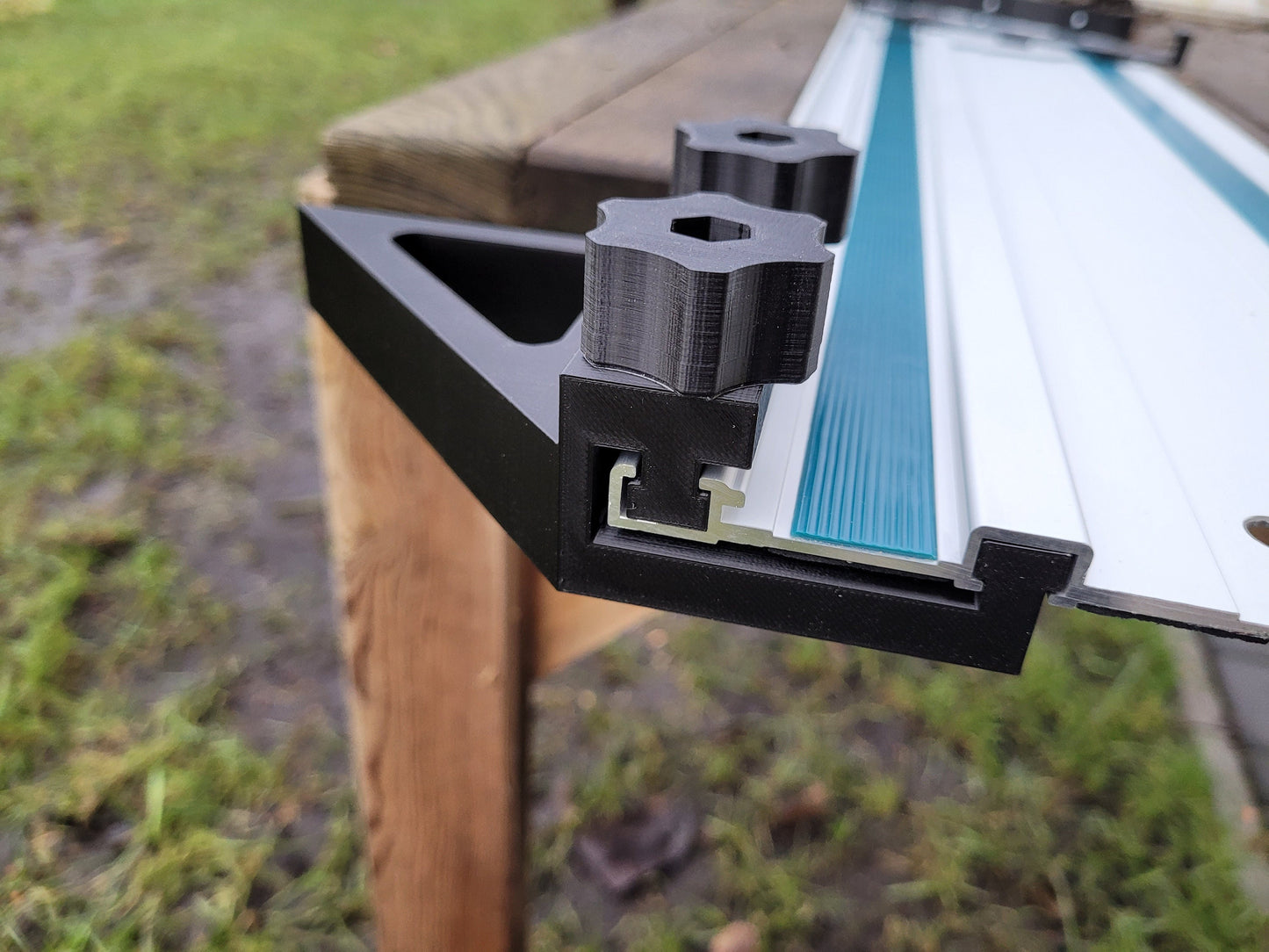 Track rail square fence for Makita rails