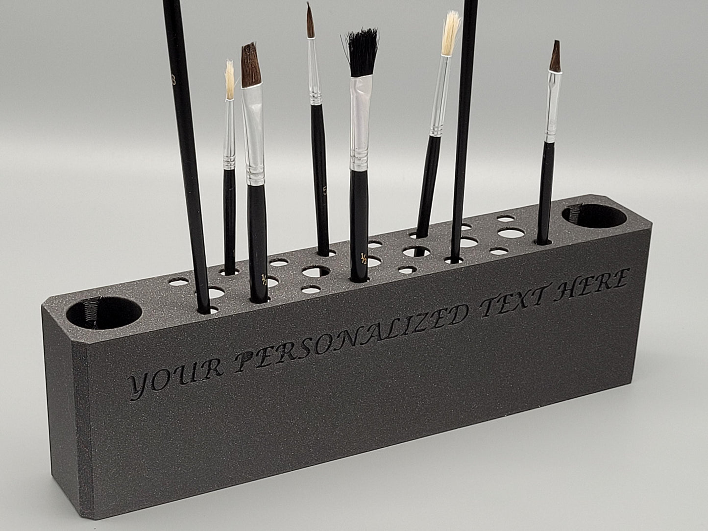 Personalized Paint Brush Holder – Artist Gift with Custom Text | Holds 25 Brushes | Painter Desk Organizer – Gift for Artist