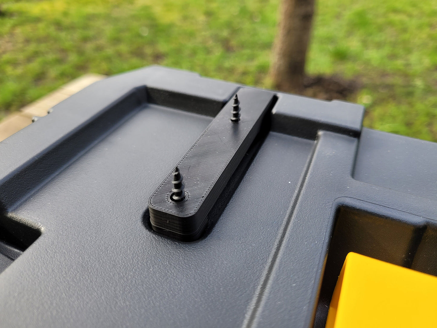 Stanley Fatmax foot adapter for tabletop mounting