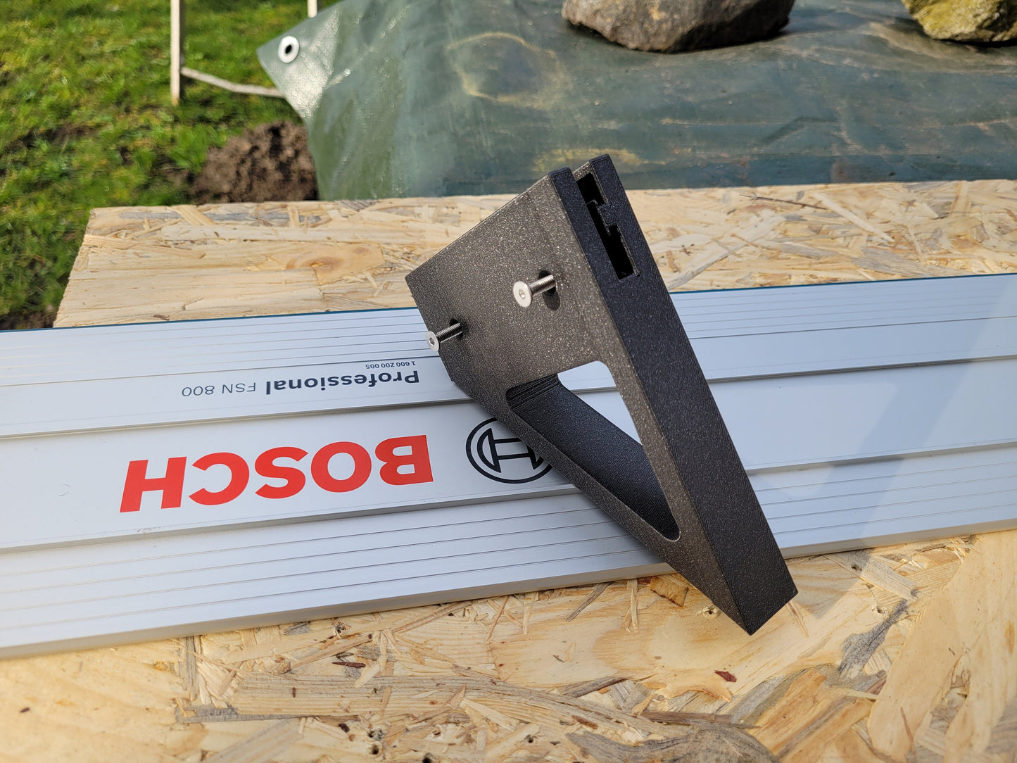 Track Rail Square Fence for Bosch FSN rails, lockable and easy slide fit