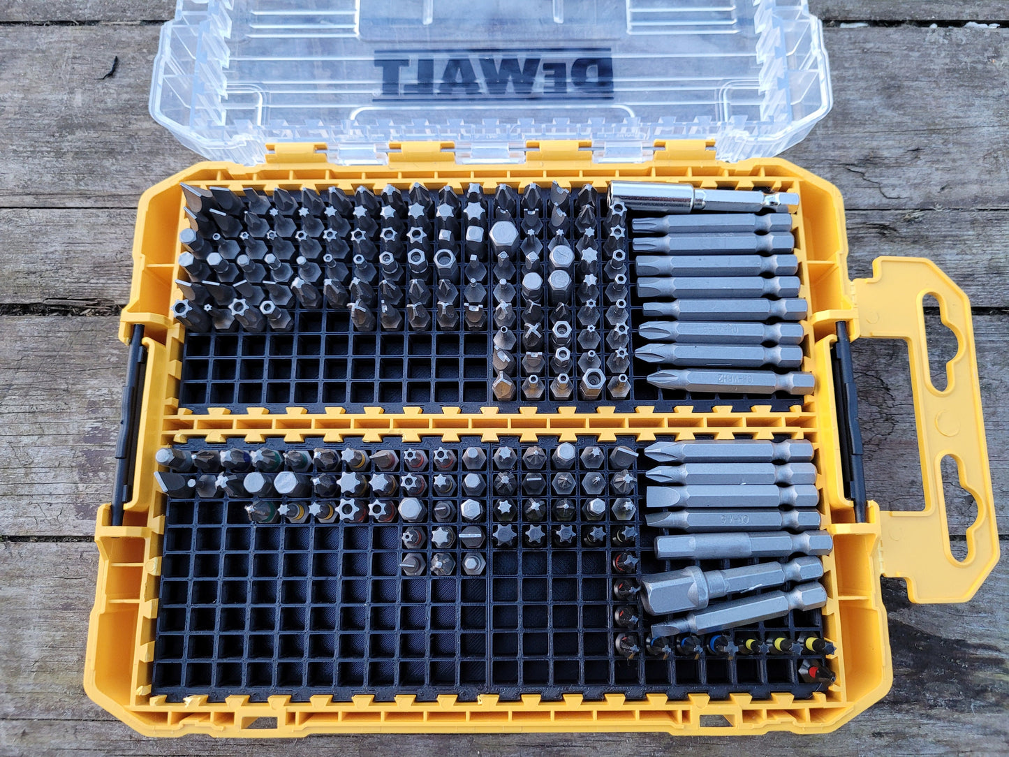 Dewalt Medium tough case+ bit holders