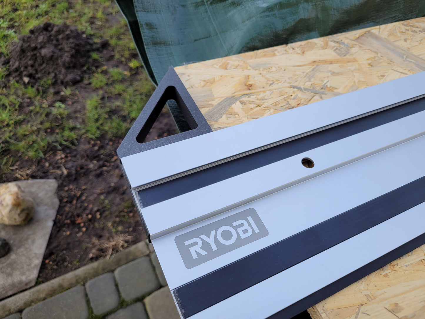 Track rail square fence for Ryobi rails