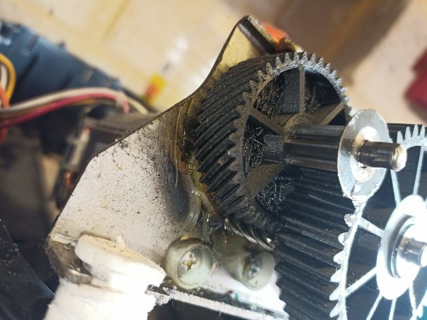 Royal 1216x shredder motor worm gear with metal gear socket