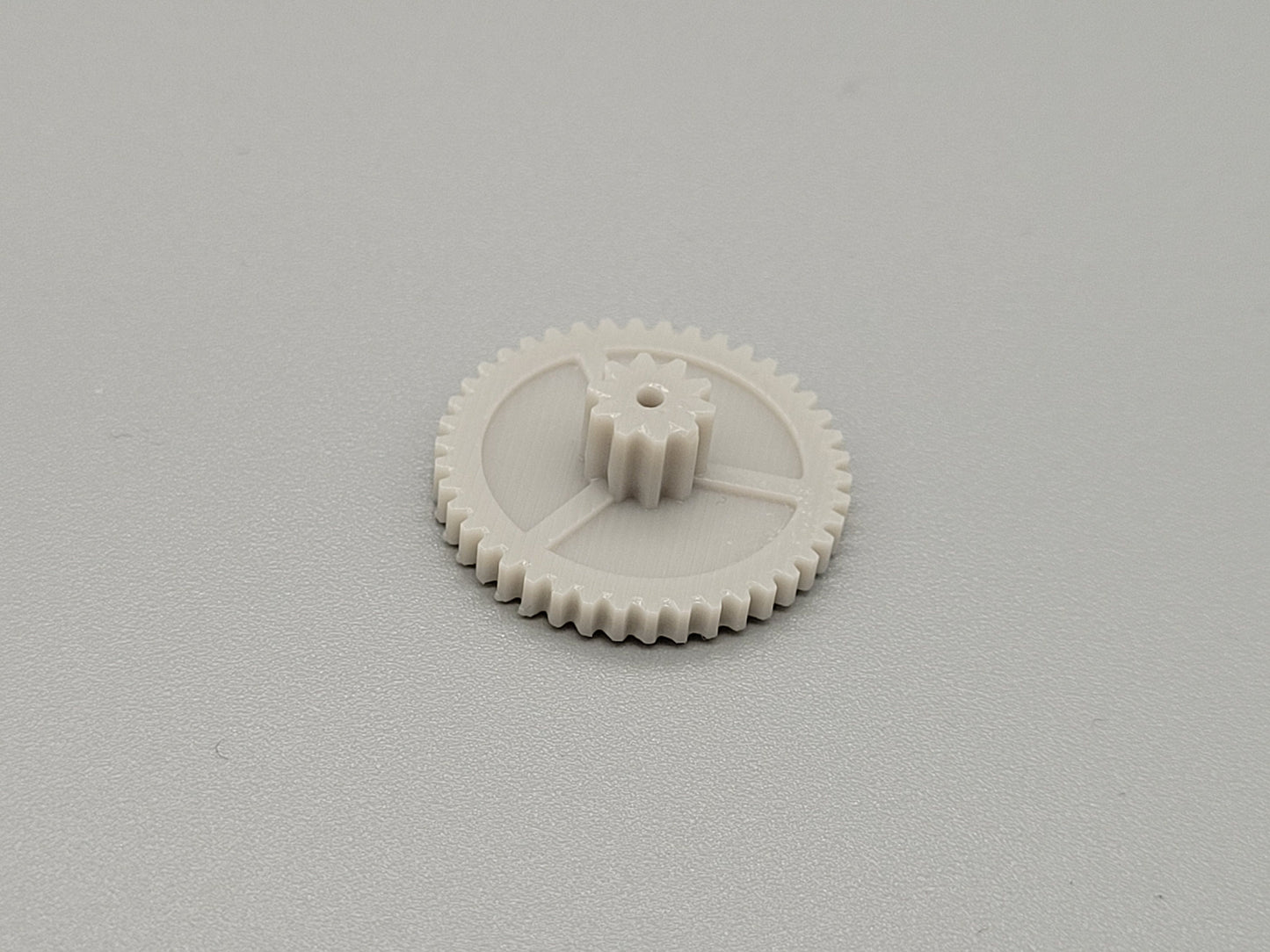 Roomba 650 side brush gear