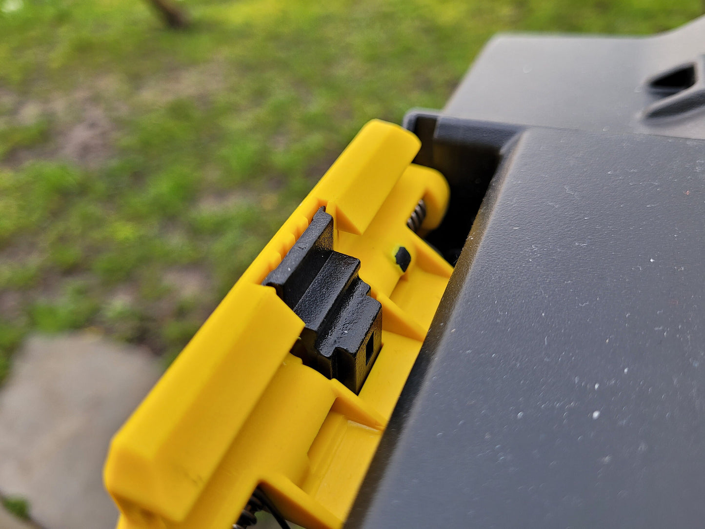 Dewalt Tstak to Dewalt toughsystem 2.0 and 1.0 mount adapter 1 set