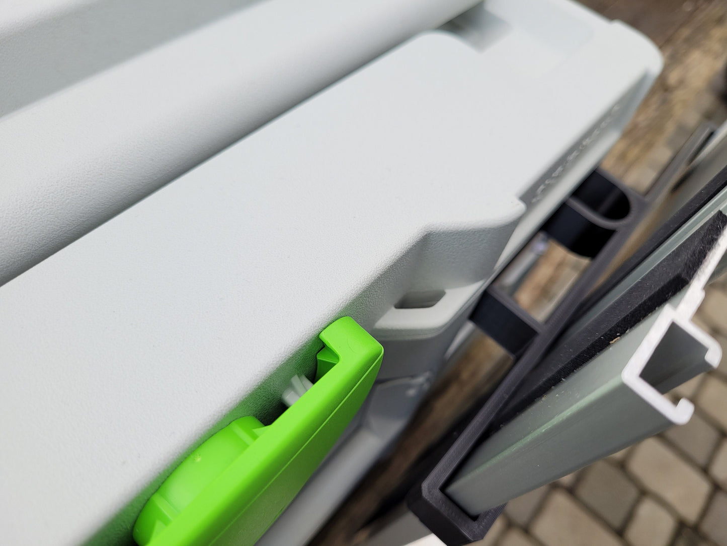 Festool rail holder for systainer