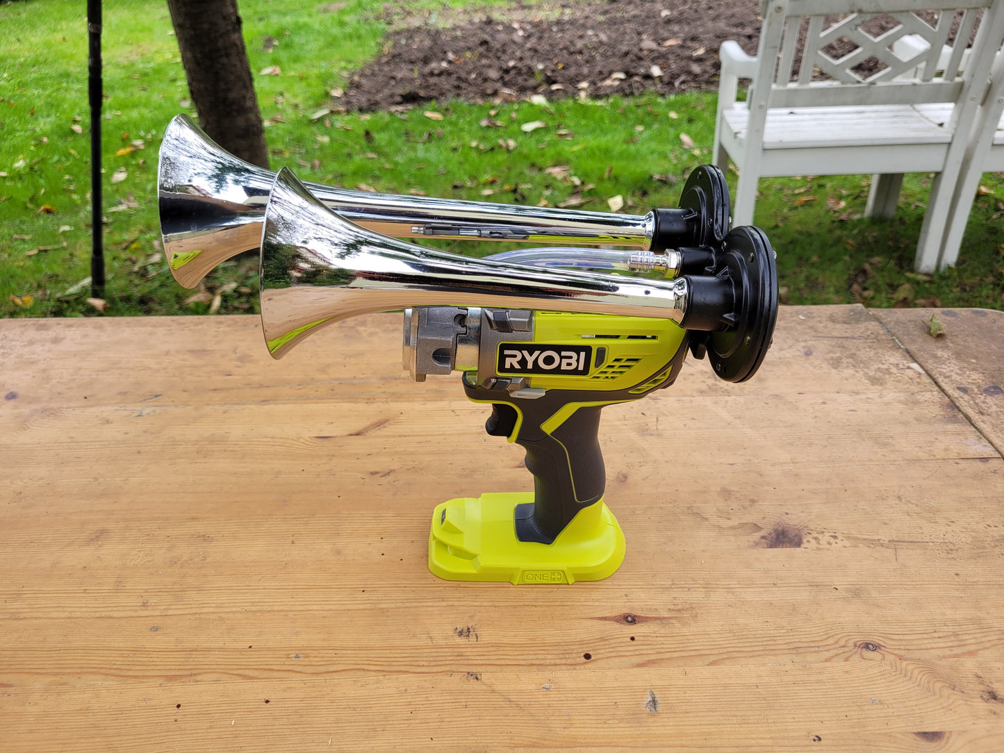 Ryobi R18DD3-0 Cordless Drill Converted to 150dB Train Horn – Extreme Loud DIY Tool Mod