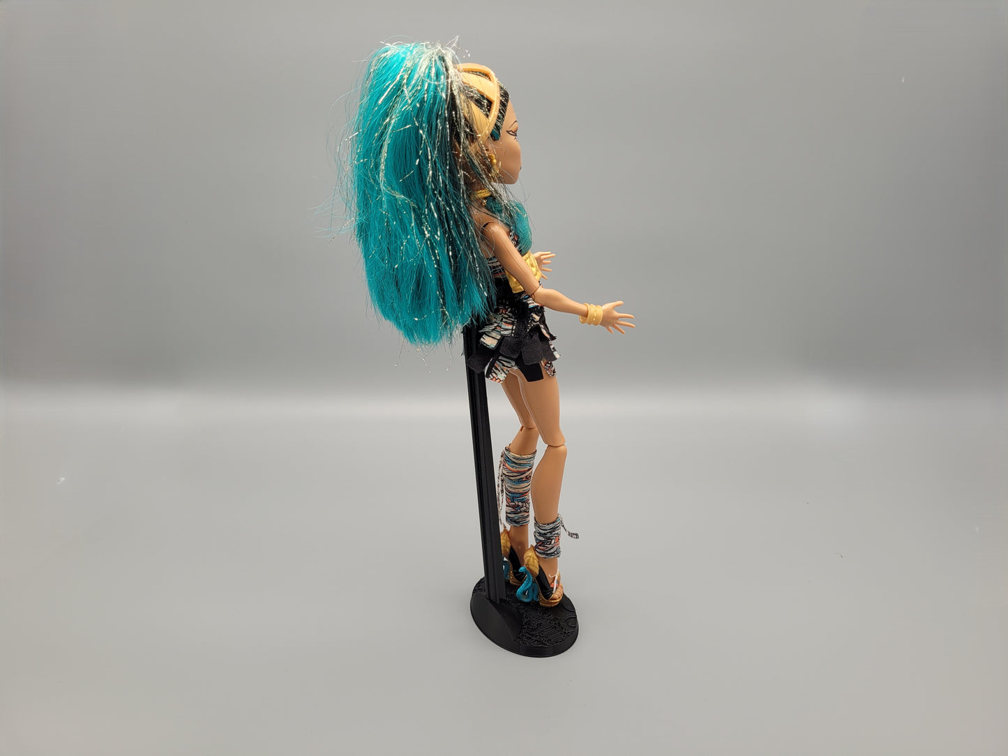 Monster High Doll Stand 2010–2012 | Replacement Display Base | Fits First Gen Dolls | Multiple Colors