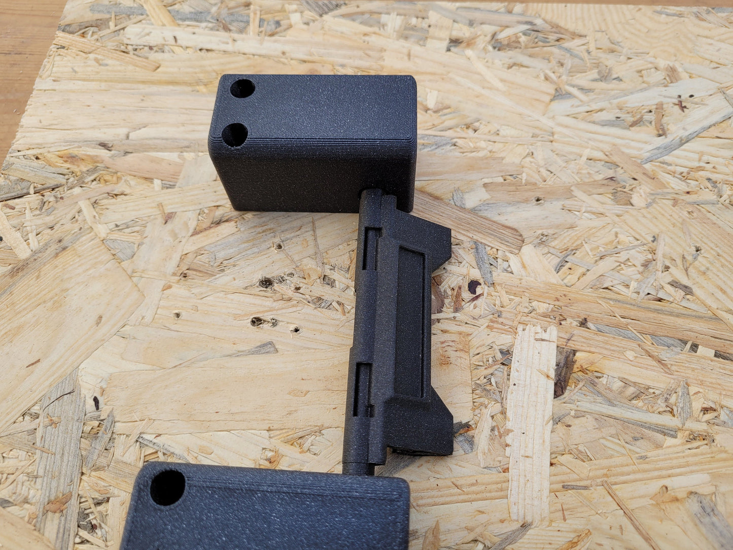Clippable DeWalt Toughsystem 2.0 floor and wall mount (1 set)