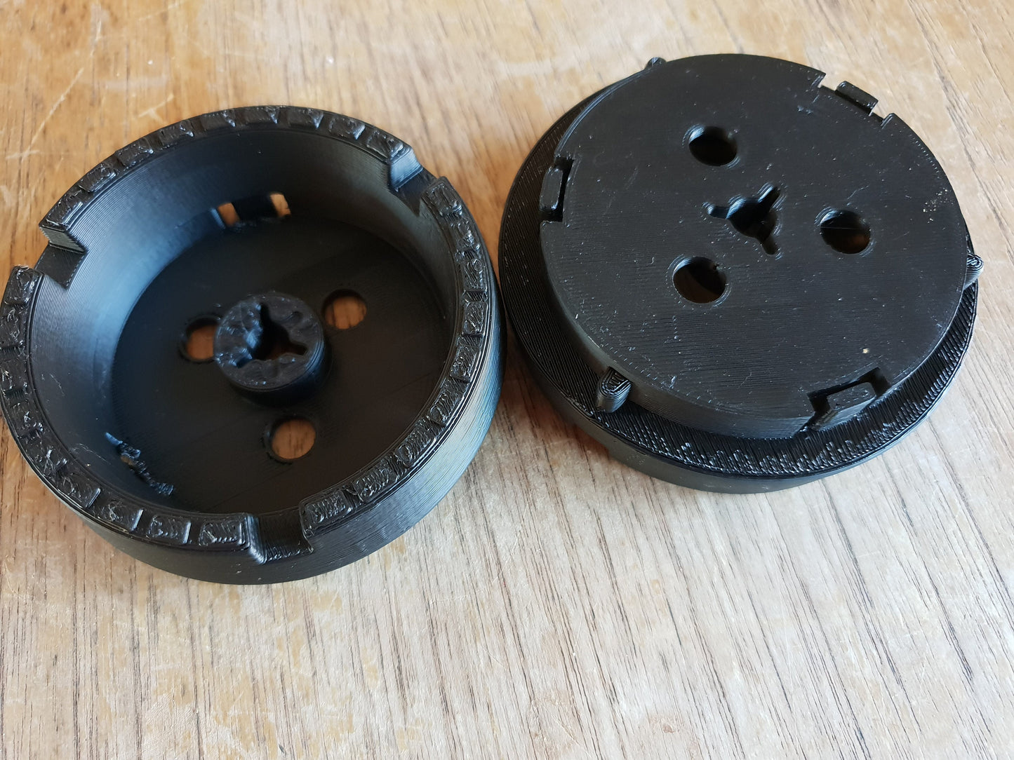 Reel to reel adapters 2 pcs