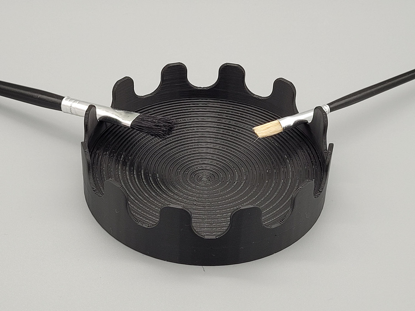 Black Round Paint Brush Tray – Holds 12 Small Brushes | 3D Printed Organizer with Conical Drip Tray for Artists & Hobbyists