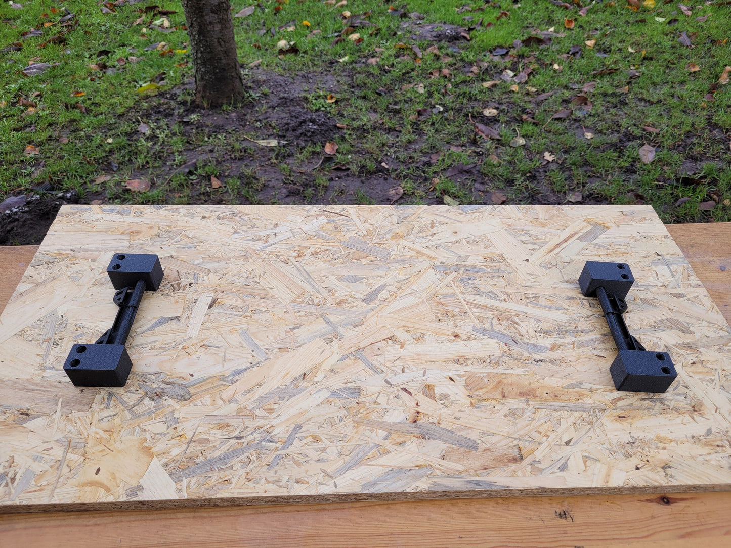 Clippable DeWalt Toughsystem 1.0 floor and wall mount (1 set)