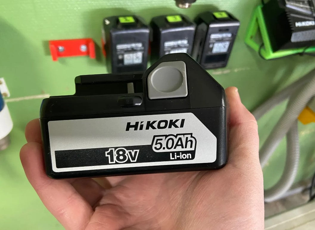 Ścienny uchwyt na baterię Hikoki / Hitachi – pojedynczy moduł