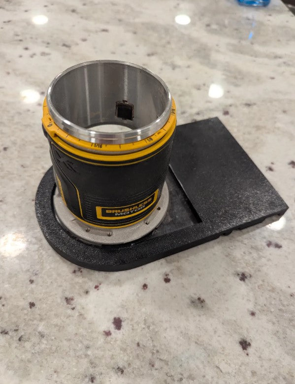 DeWalt Router Plate for Makita and Powertec Guide Rail – Track Adapter Base Plate