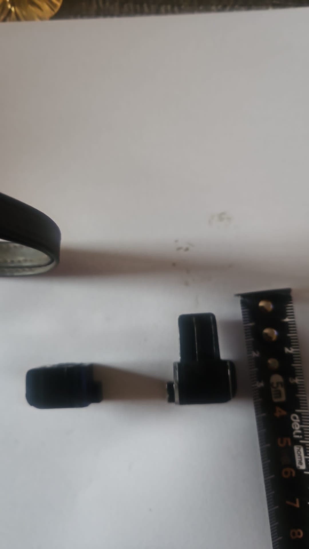 Hinge clip set for Dewalt Radio