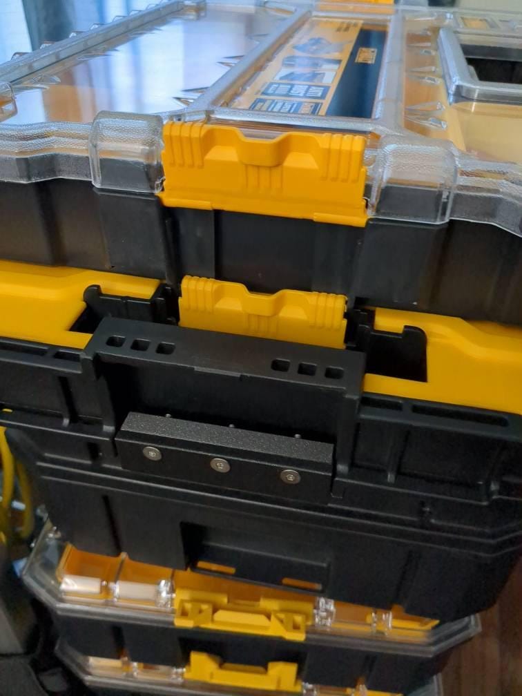 Dewalt Tstak and Stanley Fatmax to DeWalt Pro Organizer adapter 1 set (bigger box on top)