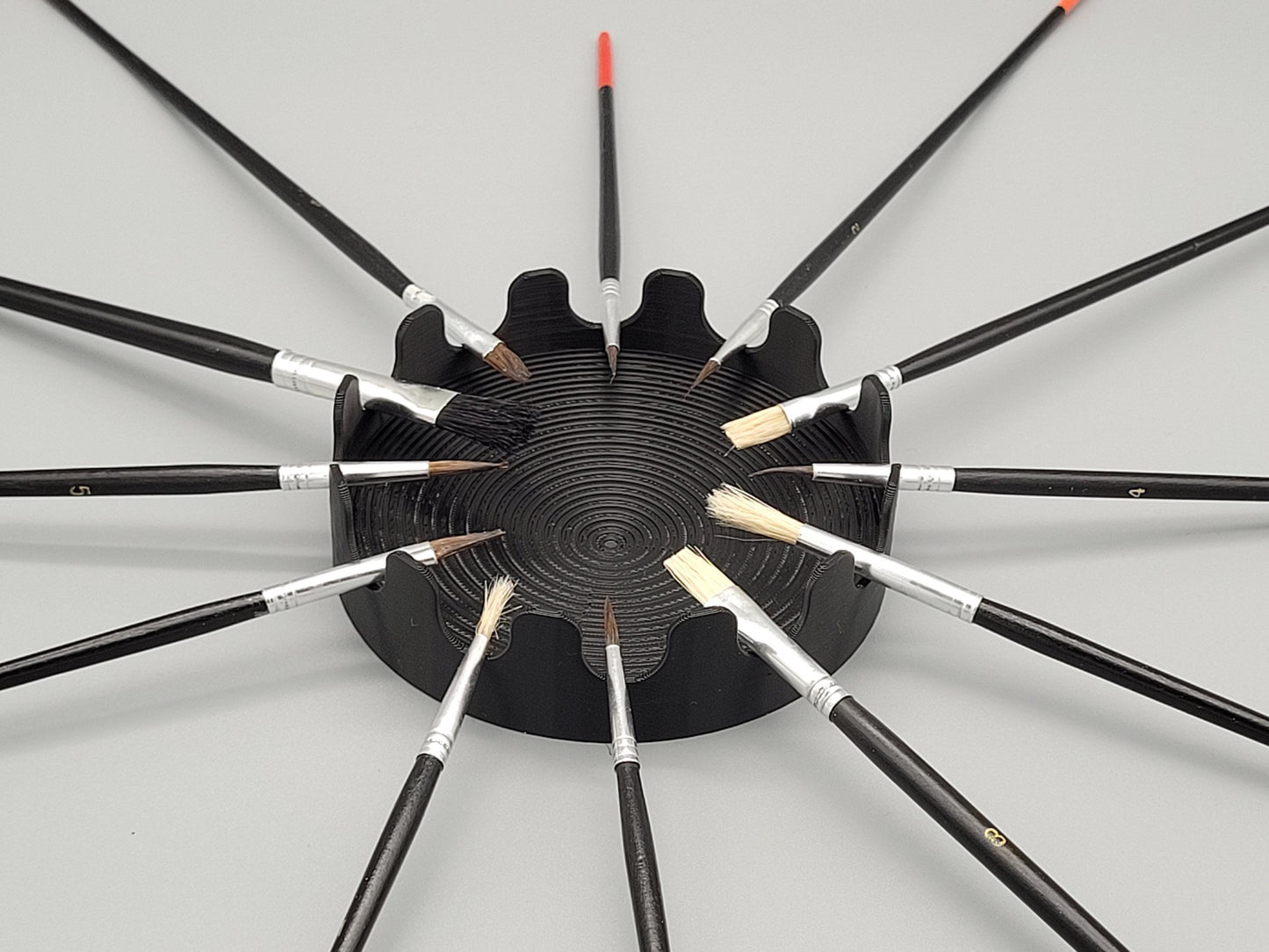 Black Round Paint Brush Tray – Holds 12 Small Brushes | 3D Printed Organizer with Conical Drip Tray for Artists & Hobbyists