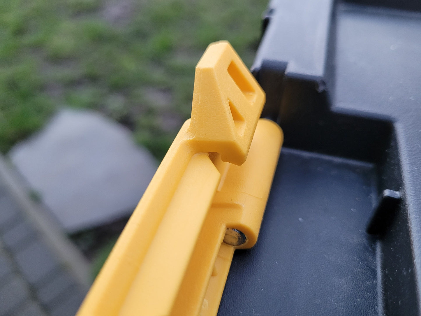 Dewalt Tstak to Dewalt toughsystem 2.0 and 1.0 mount adapter 1 set