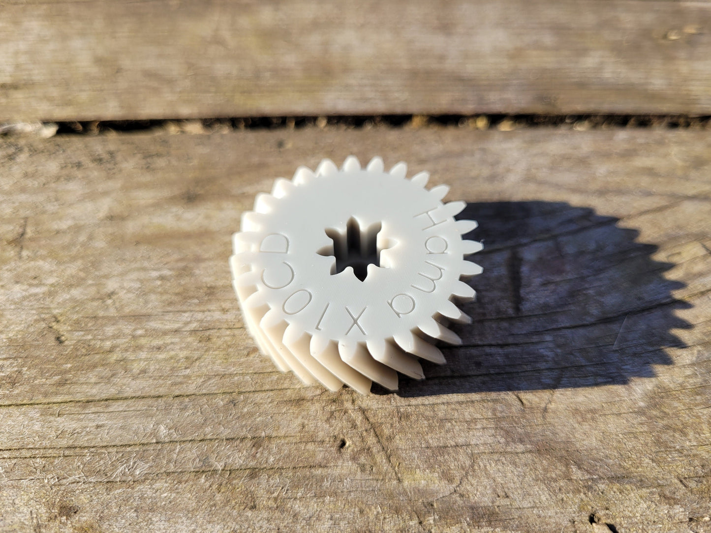 Hama X10CD shredder gear with metal gear socket